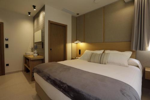 Imagen de la habitación del Hotel HOTEL PUERTO DE LUARCA. Foto 8