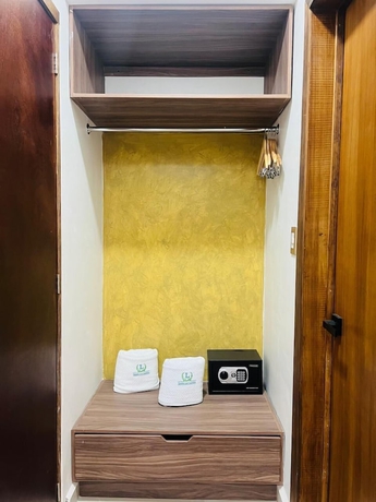 Imagen de la habitación del Hotel HOTEL QUINTA LOS LAURELES. Foto 3