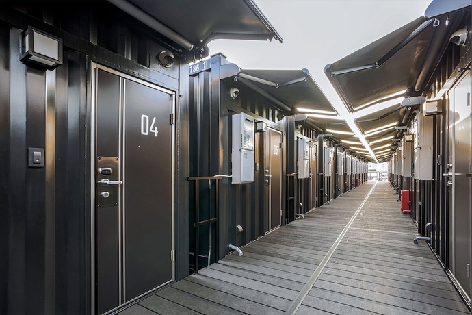 Imagen de los interiores del Hotel HOTEL R9 The Yard Taketoyo. Foto 14