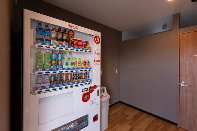 Imagen de los interiores del Hotel HOTEL R9 The Yard Ube. Foto 14