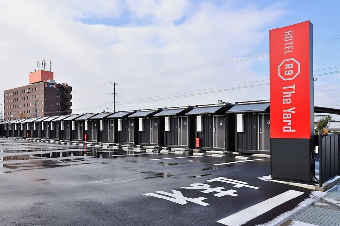 Imagen de los exteriores del Hotel HOTEL R9 The Yard Uozu. Foto 13
