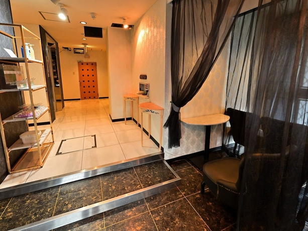 Imagen de los interiores del Hotel HOTEL RAFFINE - Adults Only. Foto 16