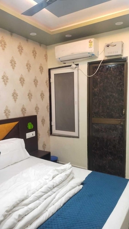 Imagen de la habitación del Hotel HOTEL RAMAYANAM PALACE. Foto 3