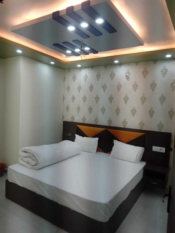 Imagen de la habitación del Hotel HOTEL RAMAYANAM PALACE. Foto 8