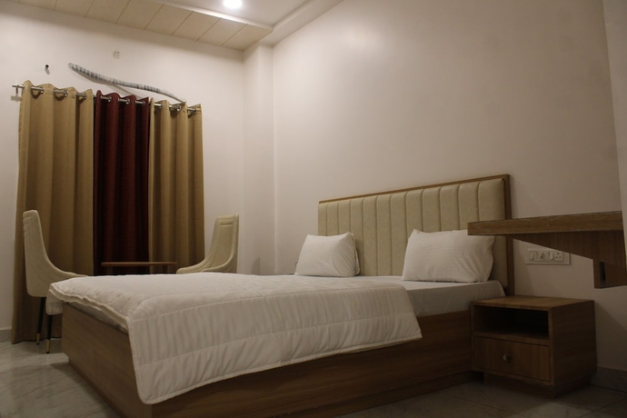 Imagen de la habitación del Hotel HOTEL RANN FRONT. Foto 7