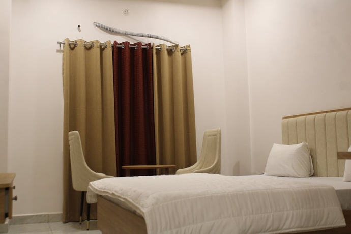 Imagen de la habitación del Hotel HOTEL RANN FRONT. Foto 10