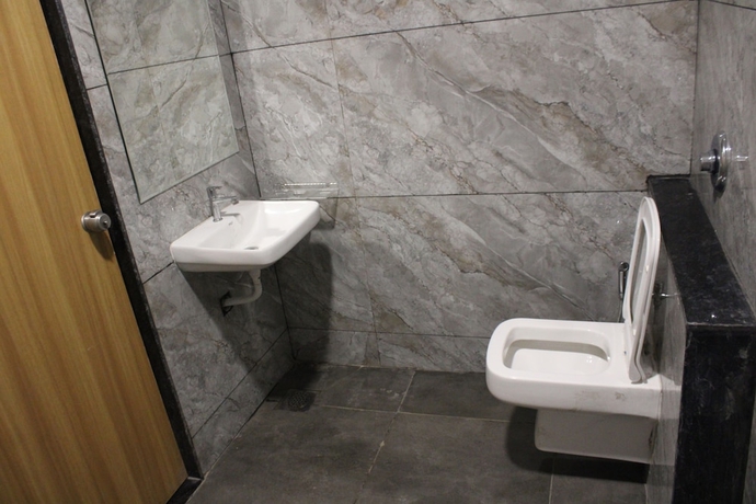 Imagen de la habitación del Hotel HOTEL RANN FRONT. Foto 14