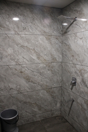 Imagen de la habitación del Hotel HOTEL RANN FRONT. Foto 15