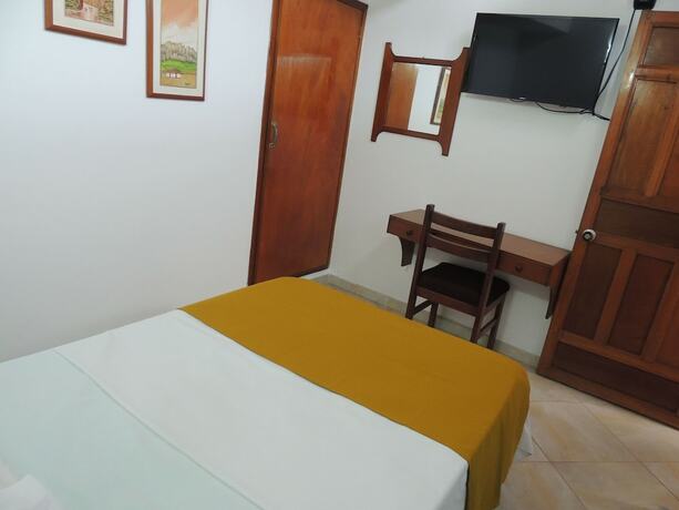 Imagen general del Hotel HOTEL REAL. Foto 7