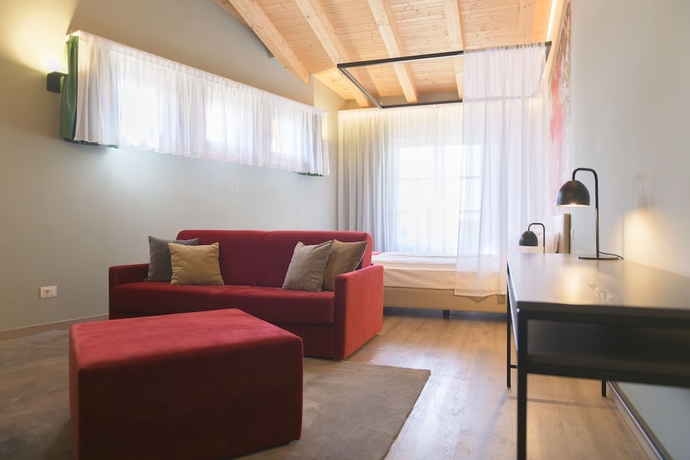 Imagen de la habitación del Hotel HOTEL REGINA DEL GARDA SUITE. Foto 6
