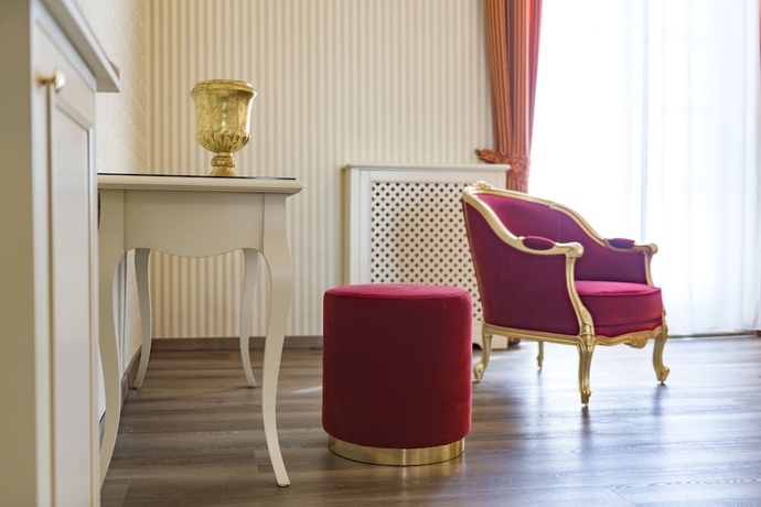 Imagen de la habitación del Hotel HOTEL REGINA DEL GARDA SUITE. Foto 13