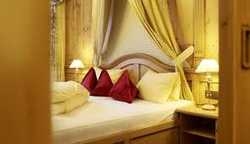 Imagen de la habitación del Hotel HOTEL REGINA. Foto 18