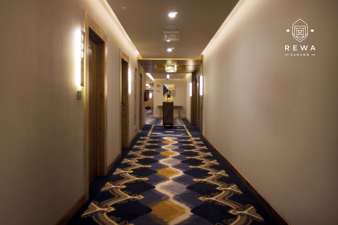 Imagen de los interiores del Hotel HOTEL REWA LADAKH. Foto 18