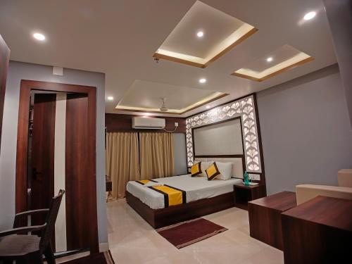 Imagen de la habitación del Hotel HOTEL RINKY\'S PALACE. Foto 17