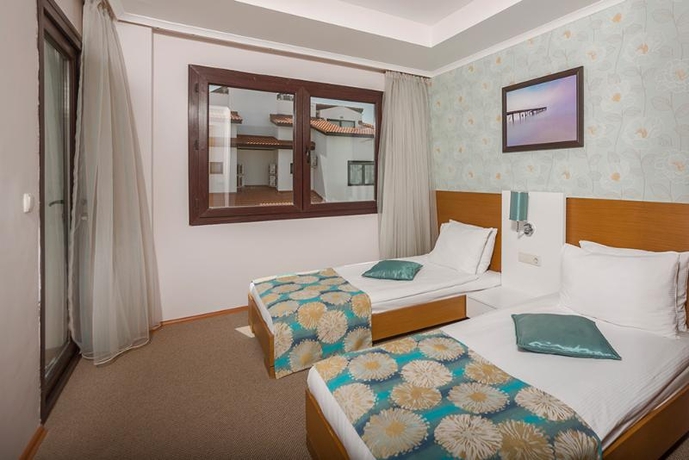 Imagen general del Hotel HOTEL RIVER GARDEN RESIDENCE. Foto 13