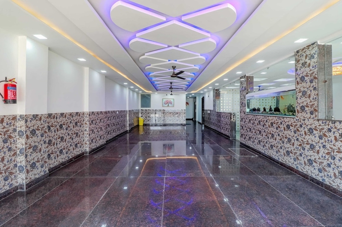Imagen de los interiores del Hotel HOTEL RIYA RAJ. Foto 14