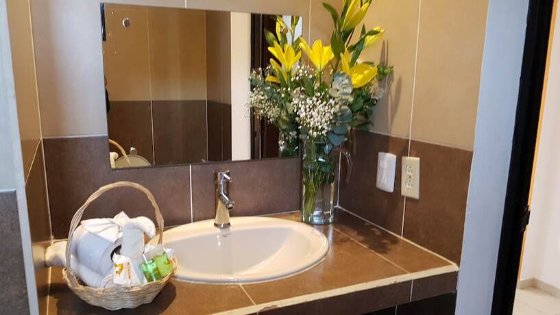 Imagen general del Hotel HOTEL ROSALIA. Foto 2