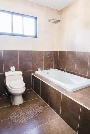 Imagen de la habitación del Hotel HOTEL ROSALIA. Foto 15