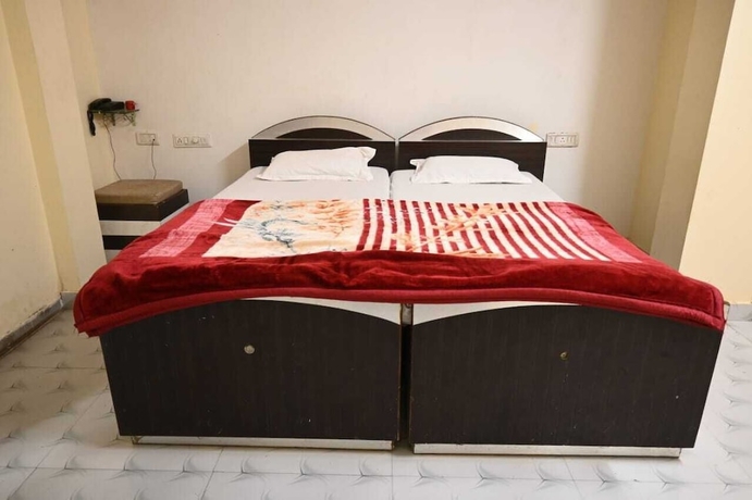 Imagen de la habitación del Hotel HOTEL ROSHAN. Foto 7