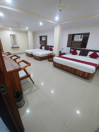 Imagen de la habitación del Hotel HOTEL ROSHAN. Foto 9