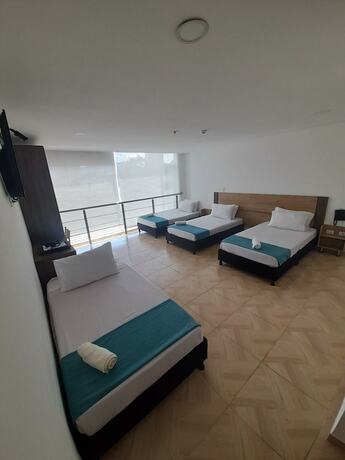 Imagen de la habitación del Hotel HOTEL ROYAL CID BOGOTA. Foto 13