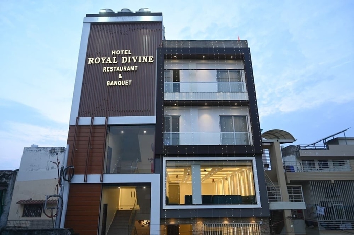 Imagen de la habitación del Hotel HOTEL ROYAL DIVINE. Foto 2