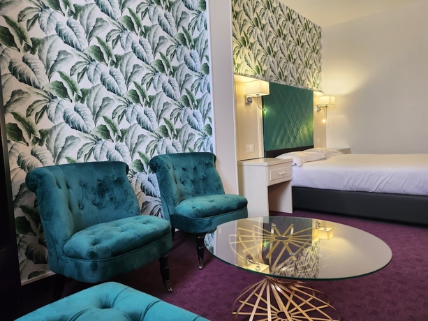 Imagen de la habitación del Hotel HOTEL ROYAL, IVRY SUR SEINE. Foto 2