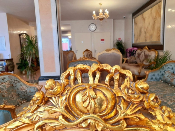 Imagen de los interiores del Hotel HOTEL ROYAL, IVRY SUR SEINE. Foto 12