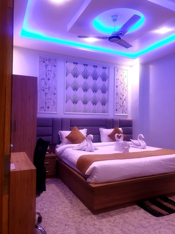 Imagen de la habitación del Hotel HOTEL RUDRA RESIDENCY. Foto 4