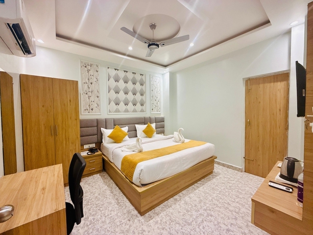 Imagen de la habitación del Hotel HOTEL RUDRA RESIDENCY. Foto 10