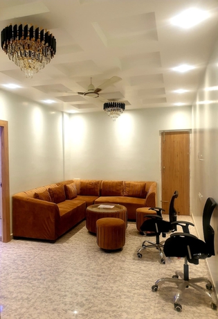Imagen de la habitación del Hotel HOTEL RUDRA RESIDENCY. Foto 15