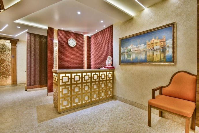 Imagen de los interiores del Hotel HOTEL RV GOLDEN. Foto 13
