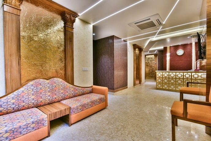 Imagen de los interiores del Hotel HOTEL RV GOLDEN. Foto 15