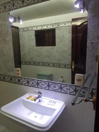 Imagen de la habitación del Hotel HOTEL SAMARICUSUN. Foto 17