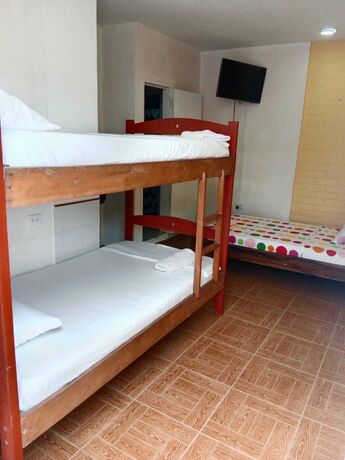Imagen de la habitación del Hotel HOTEL SAN MARINO. Foto 13