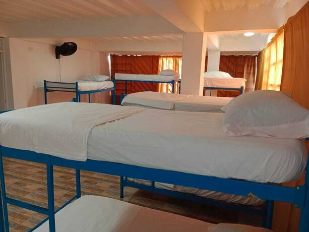 Imagen de la habitación del Hotel HOTEL SAN MARINO. Foto 15