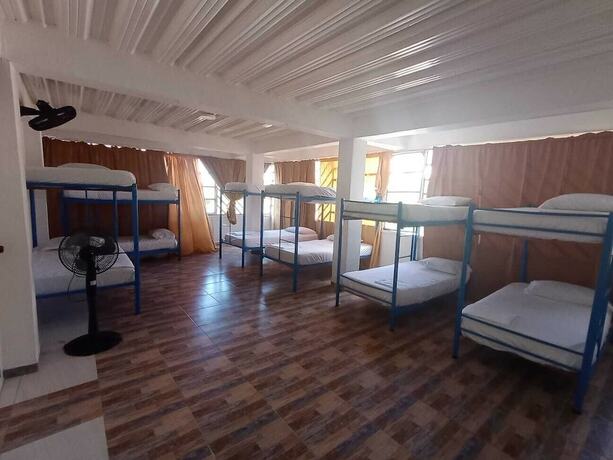 Imagen de la habitación del Hotel HOTEL SAN MARINO. Foto 18