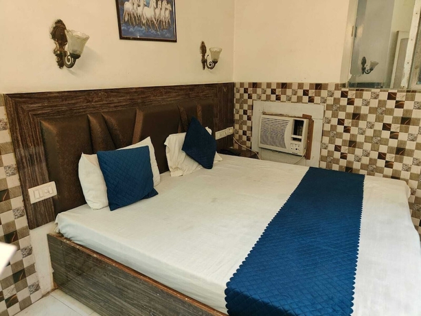 Imagen de la habitación del Hotel HOTEL SARWAN. Foto 1