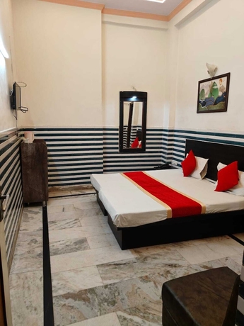 Imagen de la habitación del Hotel HOTEL SARWAN. Foto 4