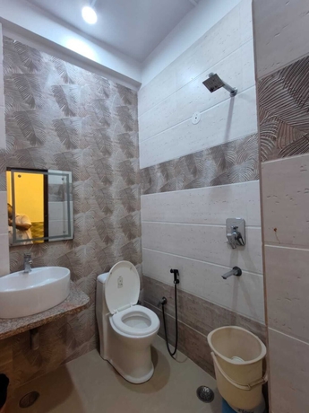 Imagen de la habitación del Hotel HOTEL SARWAN. Foto 11