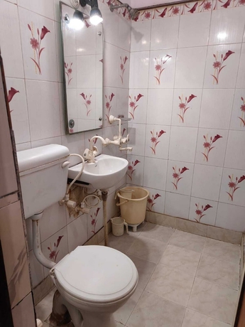 Imagen de la habitación del Hotel HOTEL SARWAN. Foto 12