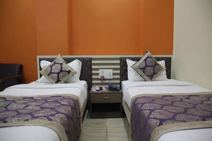 Imagen de la habitación del Hotel HOTEL SATKAR. Foto 3