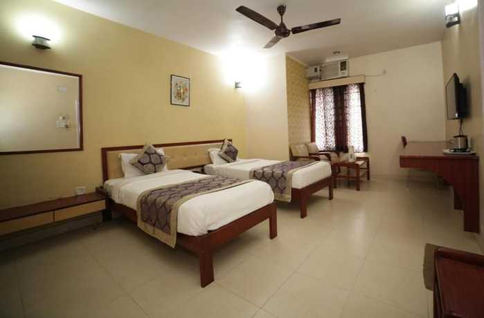 Imagen de la habitación del Hotel HOTEL SATKAR. Foto 6