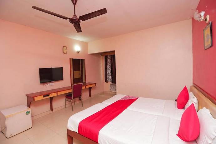 Imagen de la habitación del Hotel HOTEL SATKAR. Foto 13