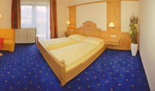 Imagen general del Hotel HOTEL SCH ÖRHOF. Foto 3