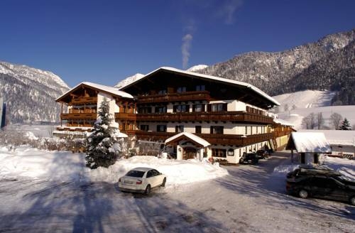 Imagen general del Hotel HOTEL SCH ÖRHOF. Foto 12