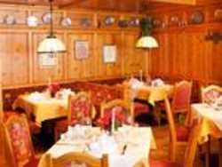 Imagen del bar/restaurante del Hotel HOTEL SCH ÖRHOF. Foto 17