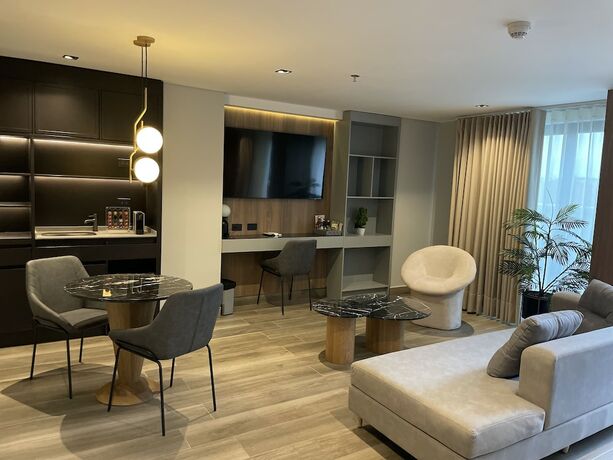 Imagen general del Hotel HOTEL SELIS. Foto 5