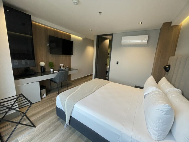 Imagen de la habitación del Hotel HOTEL SELIS. Foto 16