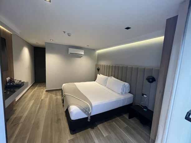 Imagen general del Hotel HOTEL SELIS. Foto 7